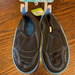 SOLD New with Tag Speedo Water Shoe, 5/6